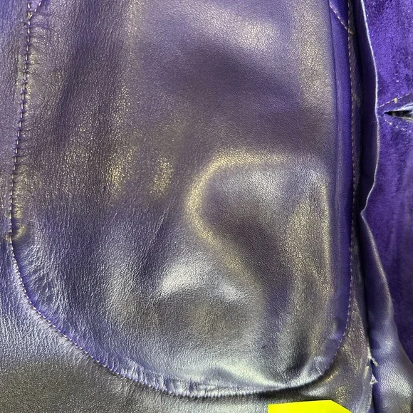 Vintage Suede Leather Western BOHO Fringe Jacket. - Picture 11 of 16